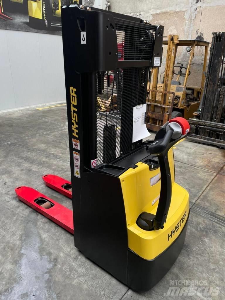 Hyster S 1.2 Ručně vedené vysokozdvižné vozíky