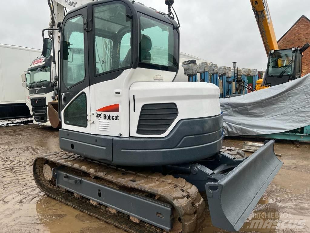 Bobcat E 85 Midi rýpadla 7t - 12t