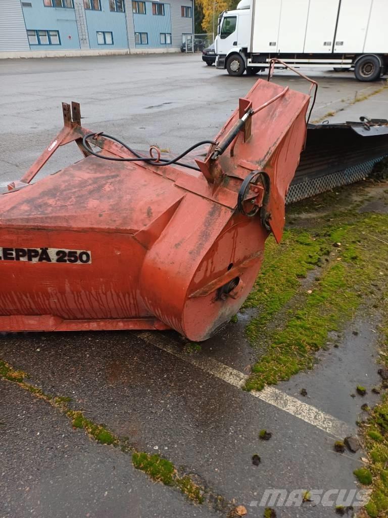 Leppä Leppä 250 Sněhové frézy