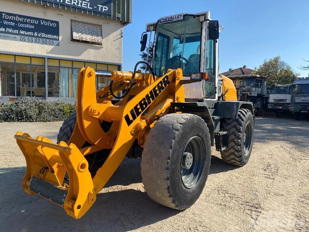 Liebherr L514 Kolové nakladače