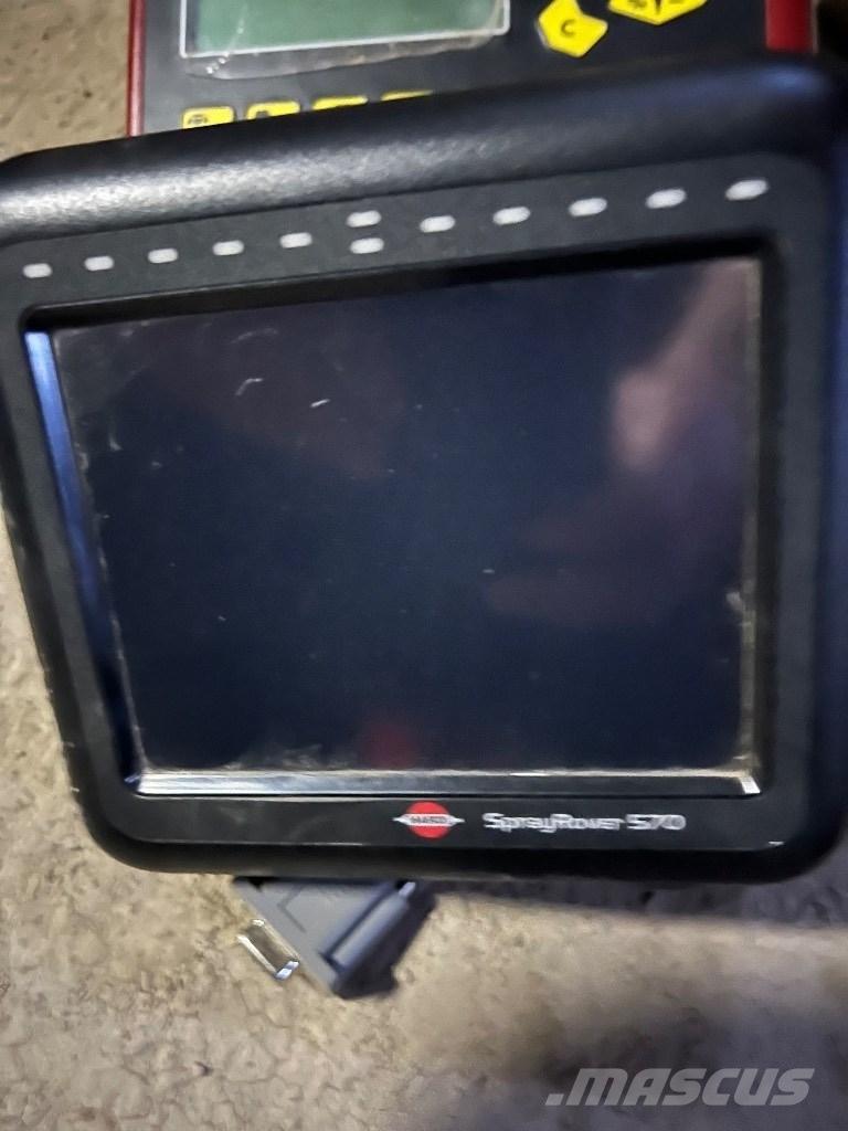 Hardi Navigator 3000 Tažené postřikovače