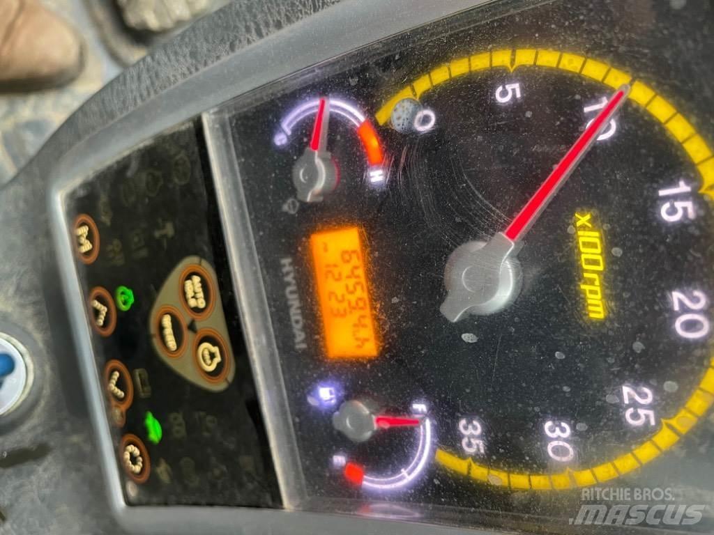 Hyundai R80CR-9 Midi rýpadla 7t - 12t