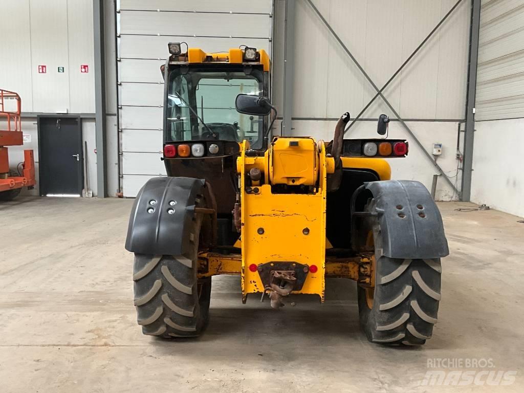 JCB 536-60 Teleskopické manipulátory