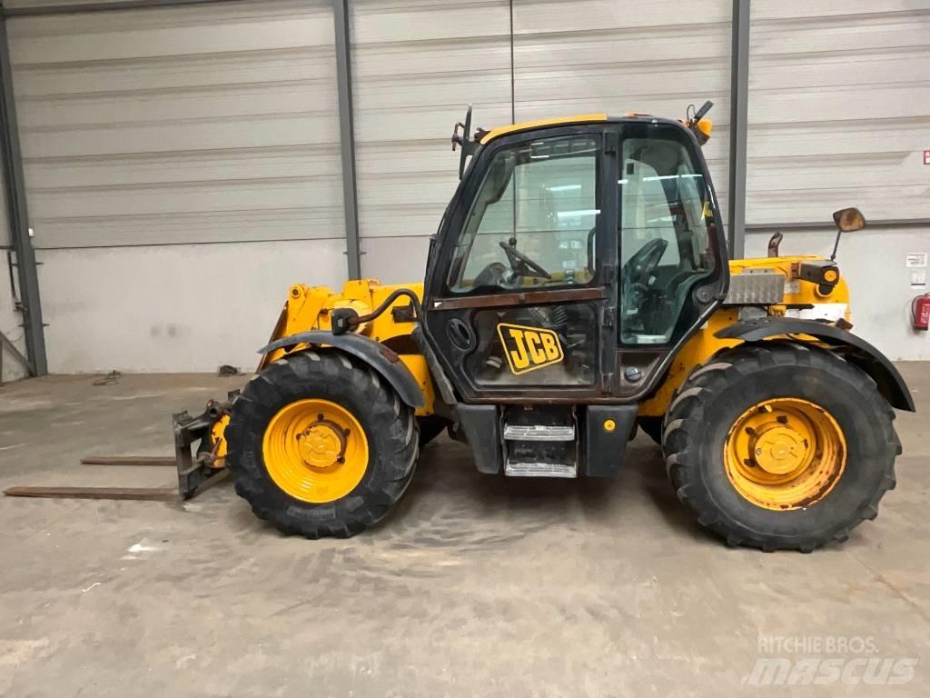 JCB 536-60 Teleskopické manipulátory