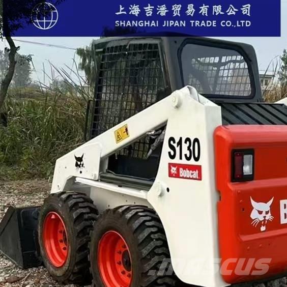 Bobcat S 130 Smykem řízené nakladače