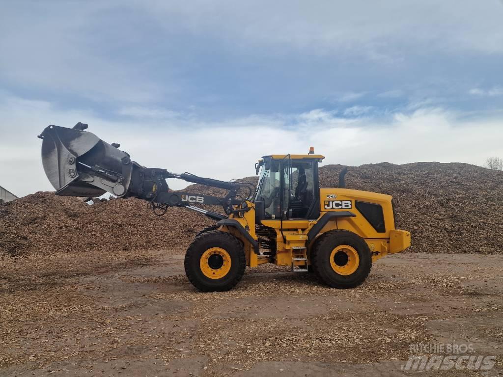 JCB 427 HT Kolové nakladače