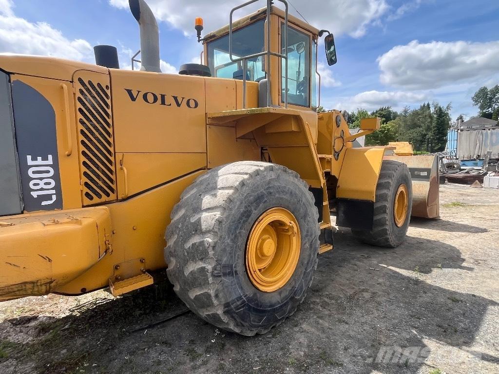 Volvo L 180 E Kolové nakladače