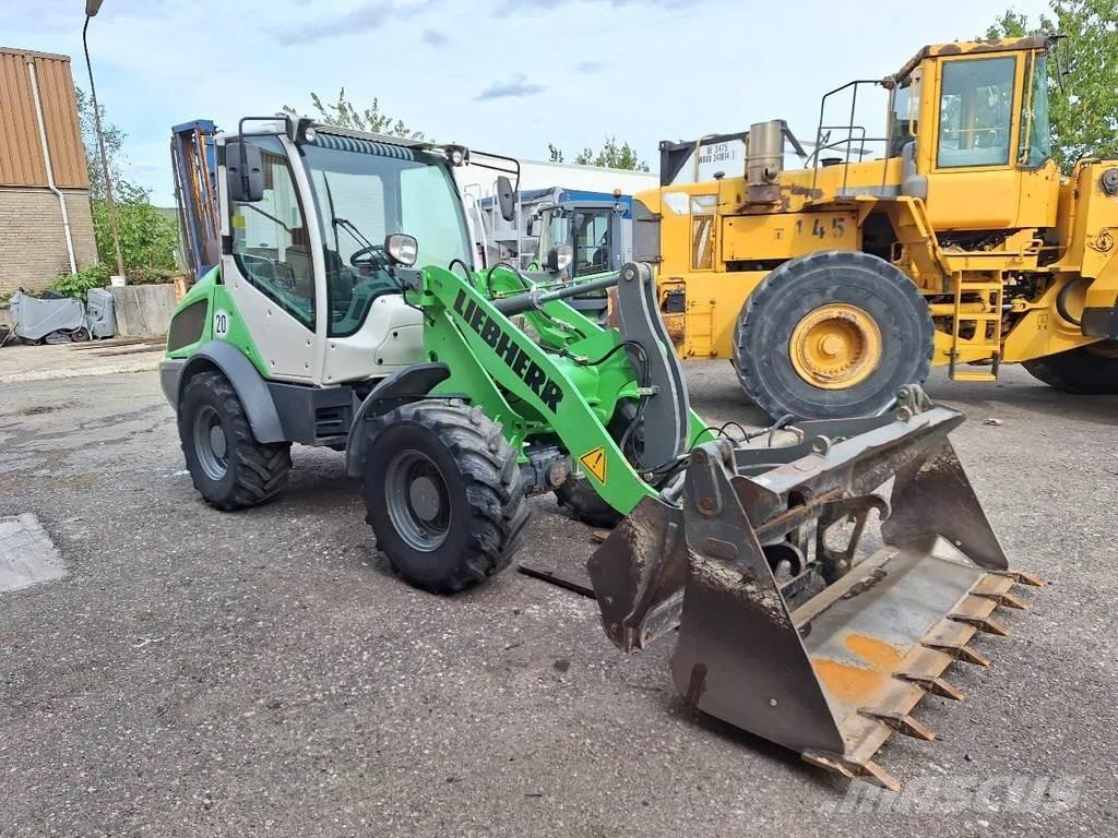 Liebherr L506C Mininakladače