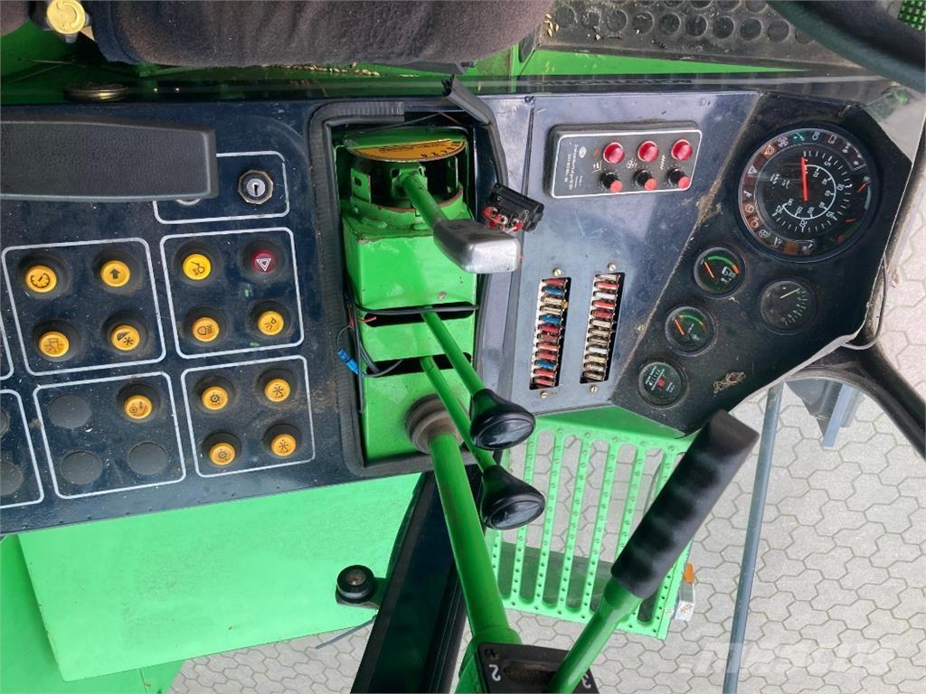 Deutz 3640 M HTS Sklízecí mlátičky