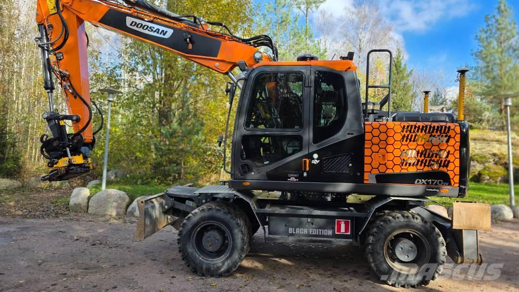 Doosan DX 170 W Kolová rýpadla