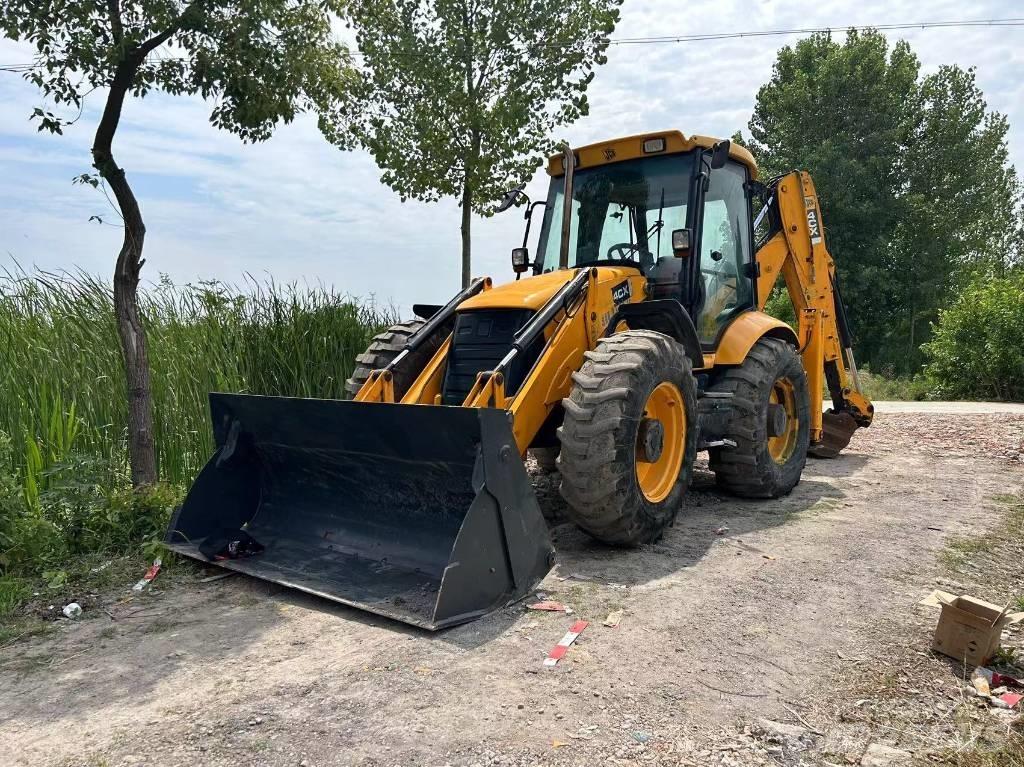 JCB 4 CX Rýpadlo-nakladače