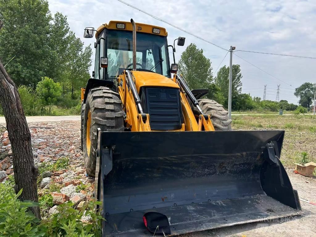 JCB 4 CX Rýpadlo-nakladače