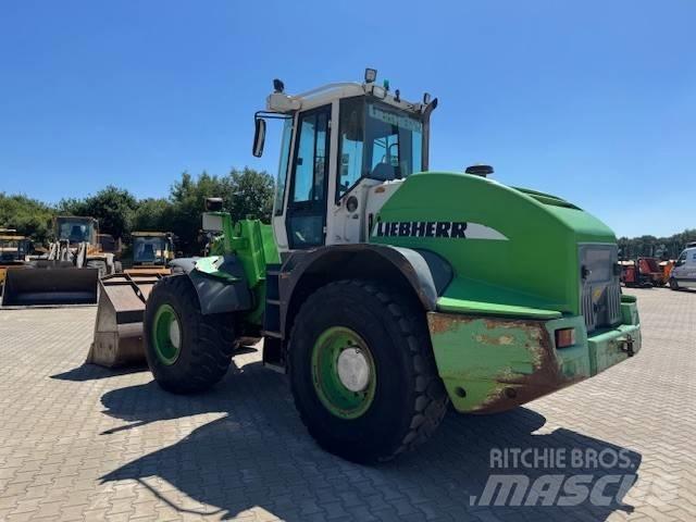 Liebherr L 538 Kolové nakladače