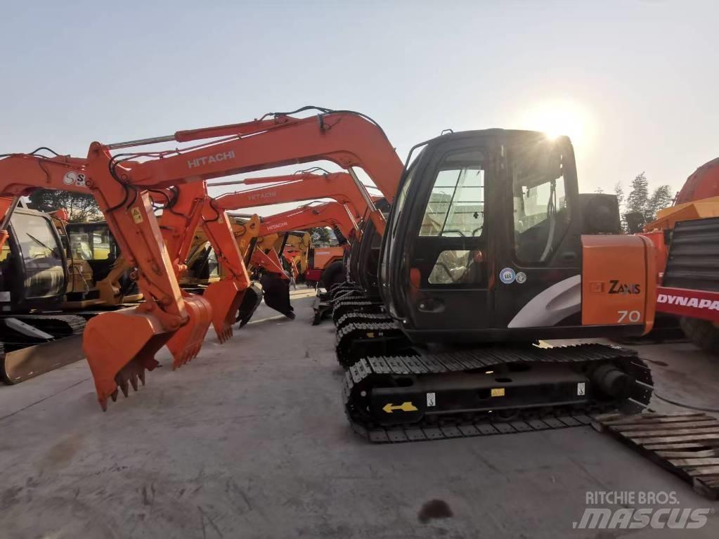 Hitachi ZX 70 Pásová rýpadla