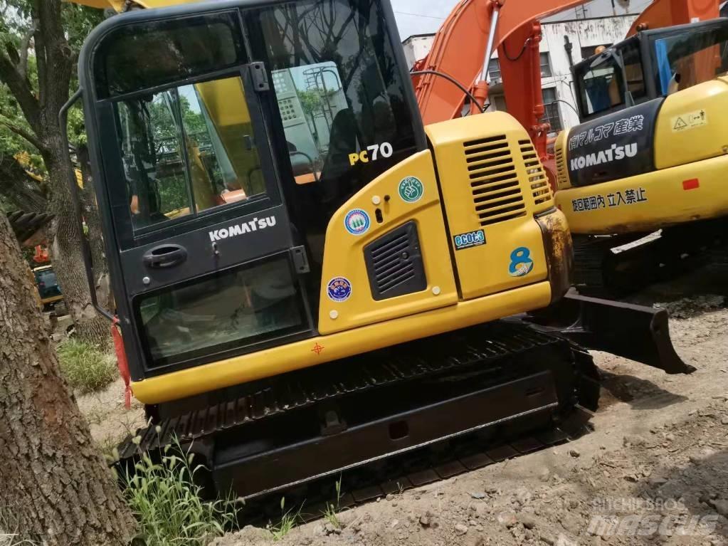 Komatsu PC 70-8 Pásová rýpadla