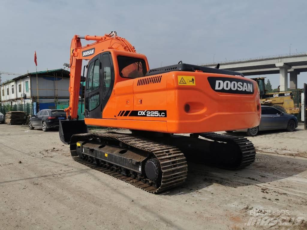 Doosan DX 225 LC Mini rýpadla < 7t