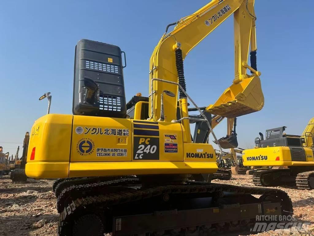 Komatsu PC 240 Pásová rýpadla