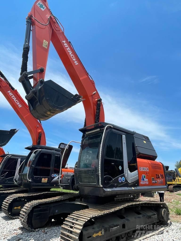 Hitachi ZX 240 Pásová rýpadla