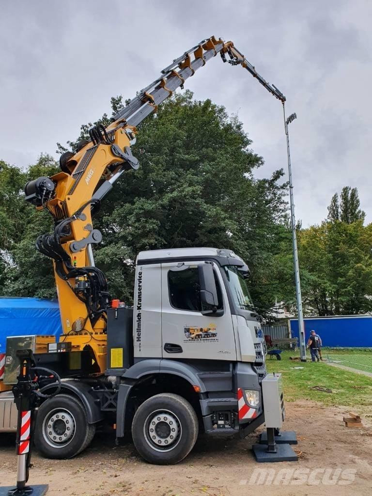 MKG HLK 902HP a7 Nakládací jeřáby