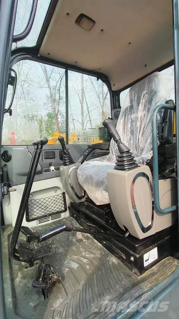 Hyundai R60VS Mini rýpadla < 7t