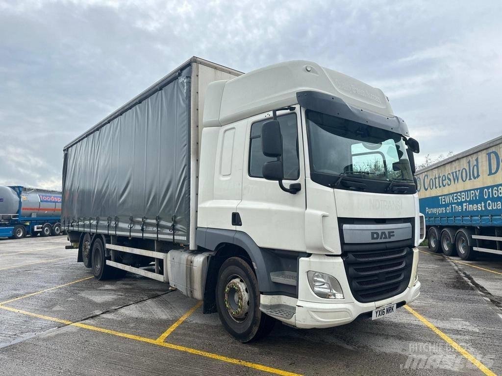 DAF CF330 Zaplachtované vozy