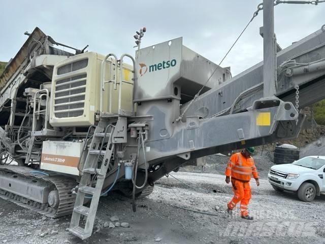 Metso LT 300 HP Mobilní drtiče