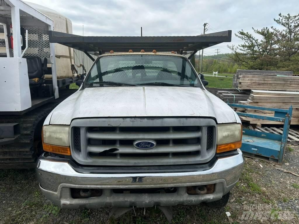 Ford F 450 Nákladní vozidlo bez nástavby