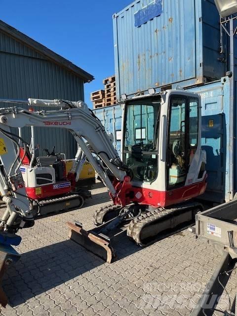 Takeuchi TB 225 Mini rýpadla < 7t