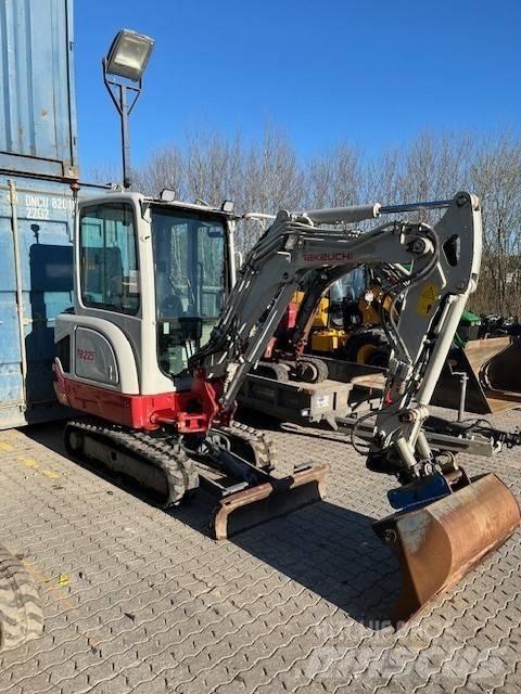 Takeuchi TB 225 Mini rýpadla < 7t