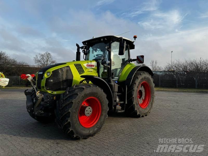 CLAAS AXION 830 Traktory