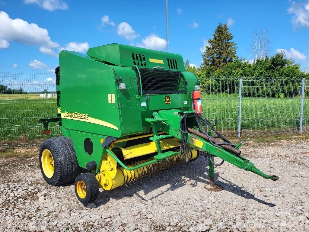 John Deere 578 Lis na válcové balíky