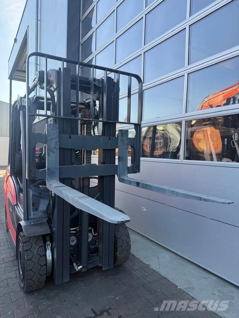 Linde H25 Další
