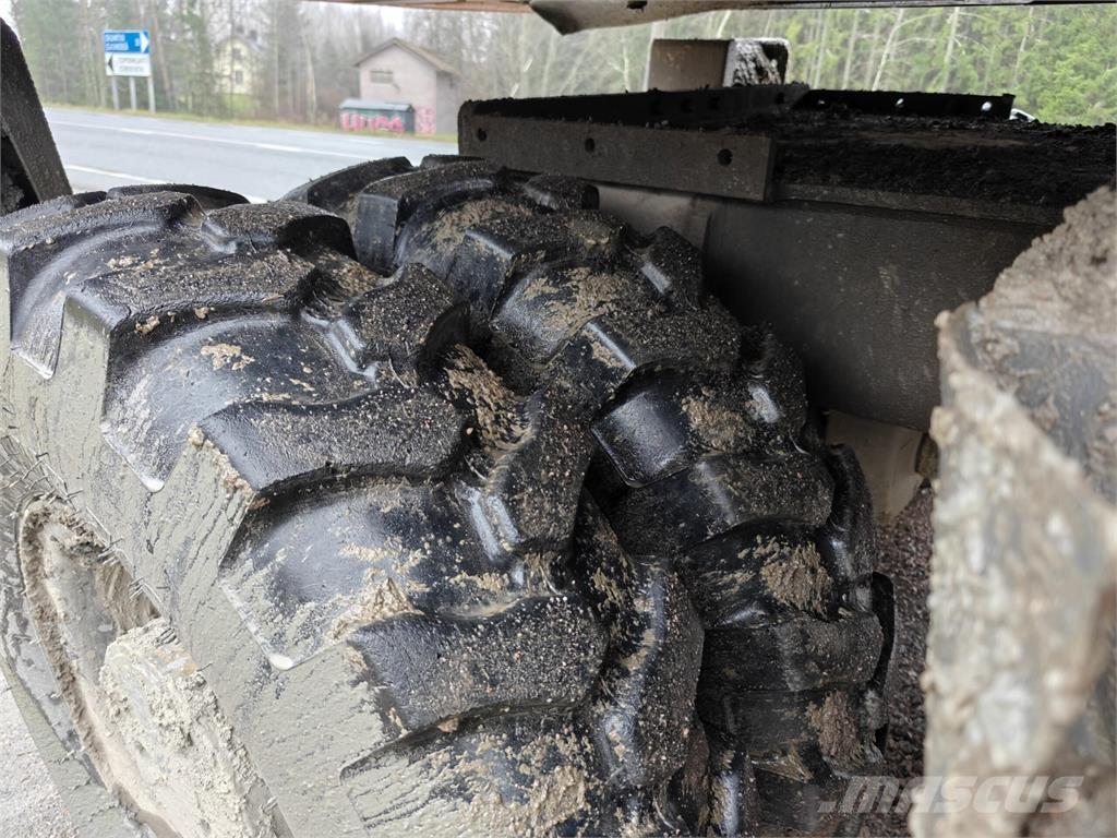 Doosan DX 210 W-7 Kolová rýpadla