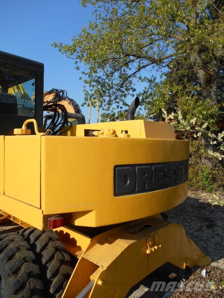 Furukawa 625E Kolová rýpadla