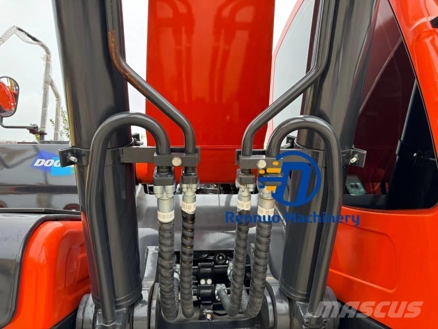 Doosan DX 340 Pásová rýpadla