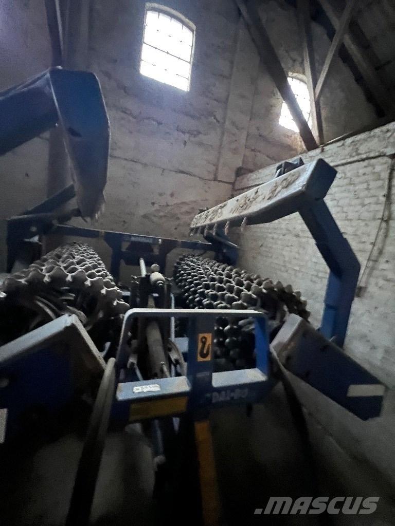 Dal-Bo MiniMax 630 Válce