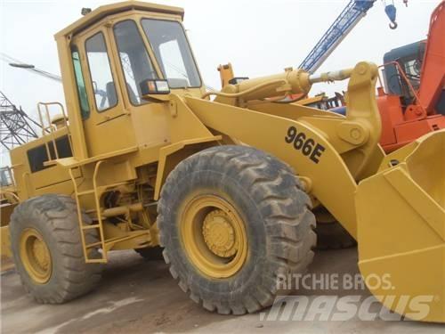 CAT 966 E Kolové nakladače