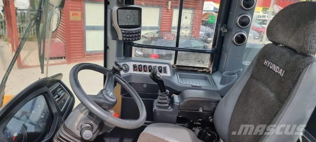 Hyundai HL 955 Kolové nakladače