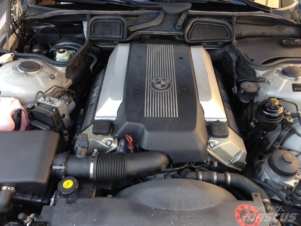 BMW GH-GG35 Osobní vozy