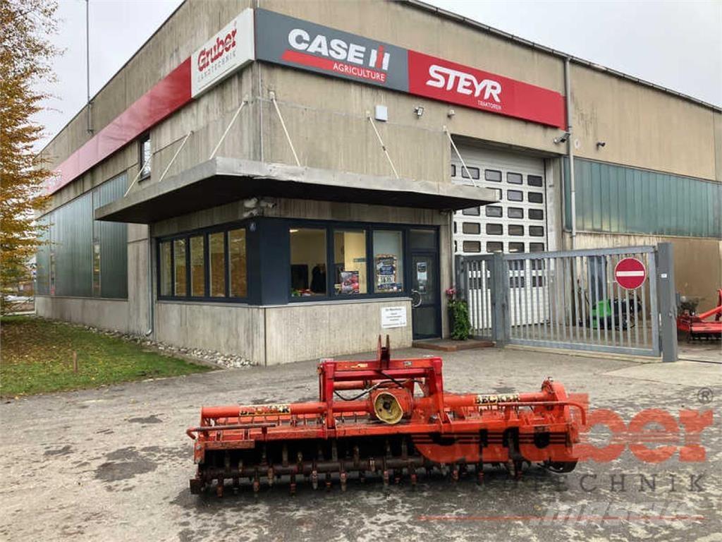 Becker 3,00 m Rotační brány a půdní frézy