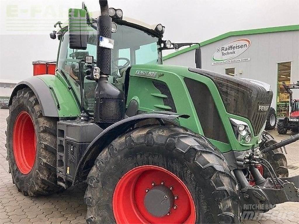 Fendt 828 vario s4 Traktory
