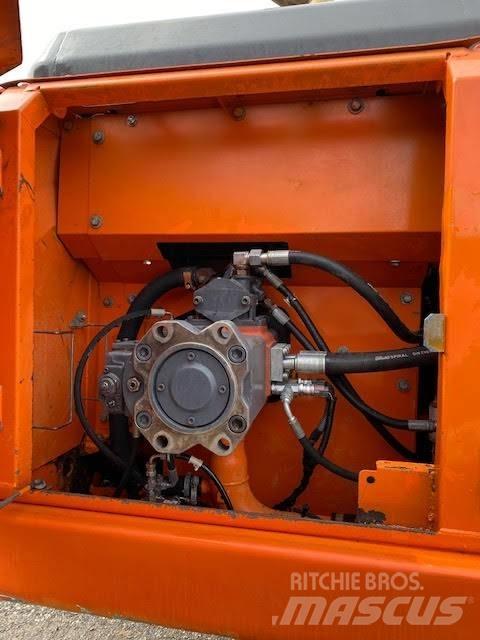 Doosan DX 225 NLC Pásová rýpadla