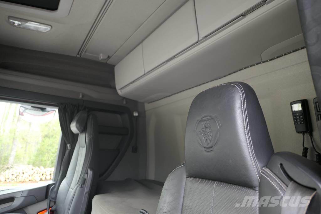 Scania R500 B6x2*4NB Hákový nosič kontejnerů