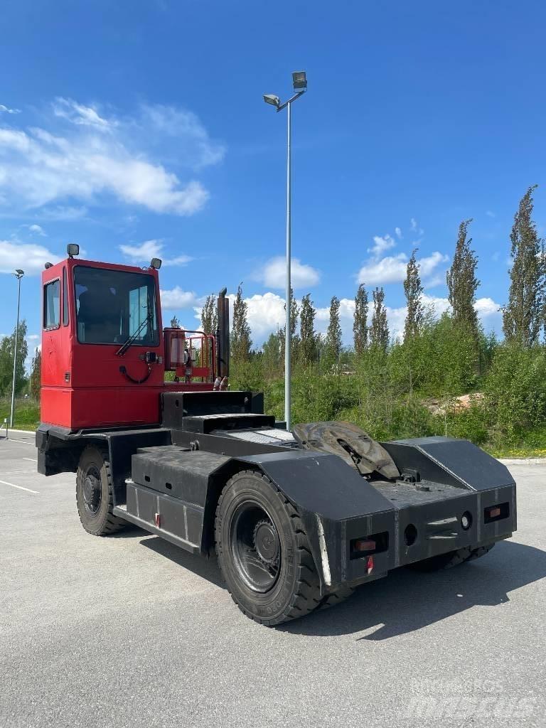 Kalmar TRX252 Terminálový tahač