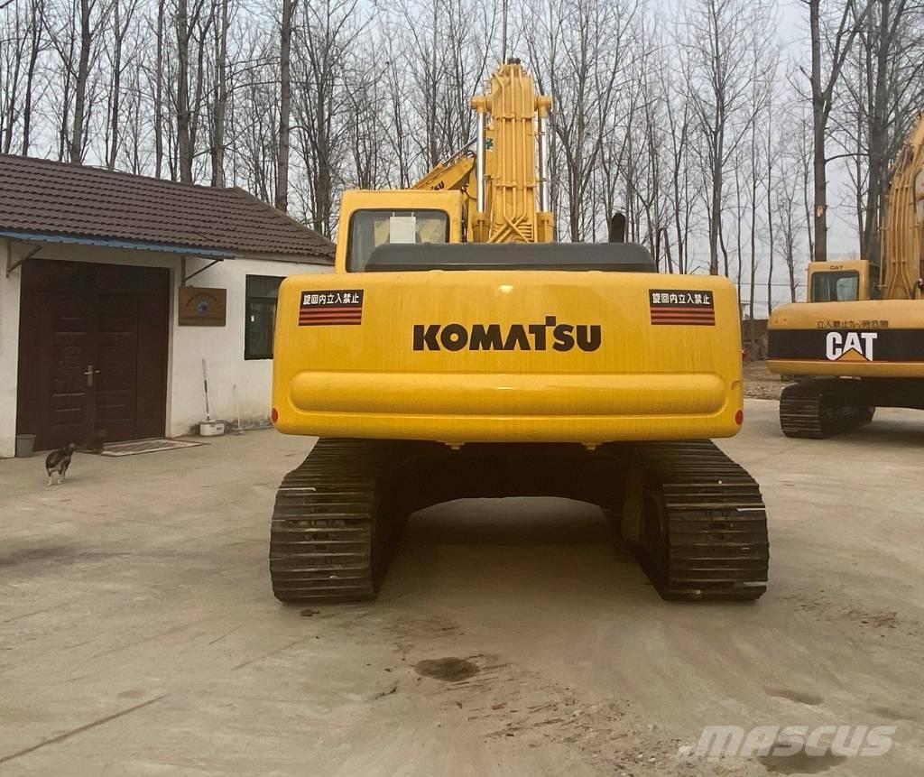 Komatsu PC 220-8 Pásová rýpadla