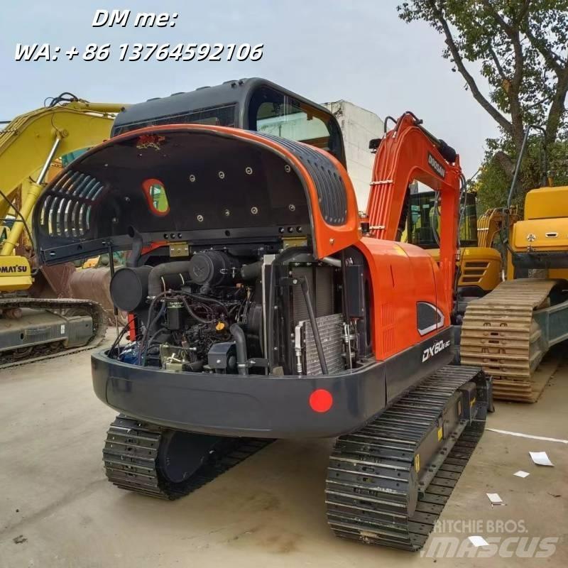 Doosan DX60 Pásová rýpadla