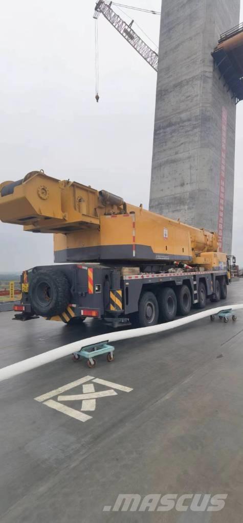 XCMG XCT130 Univerzální terénní jeřáby