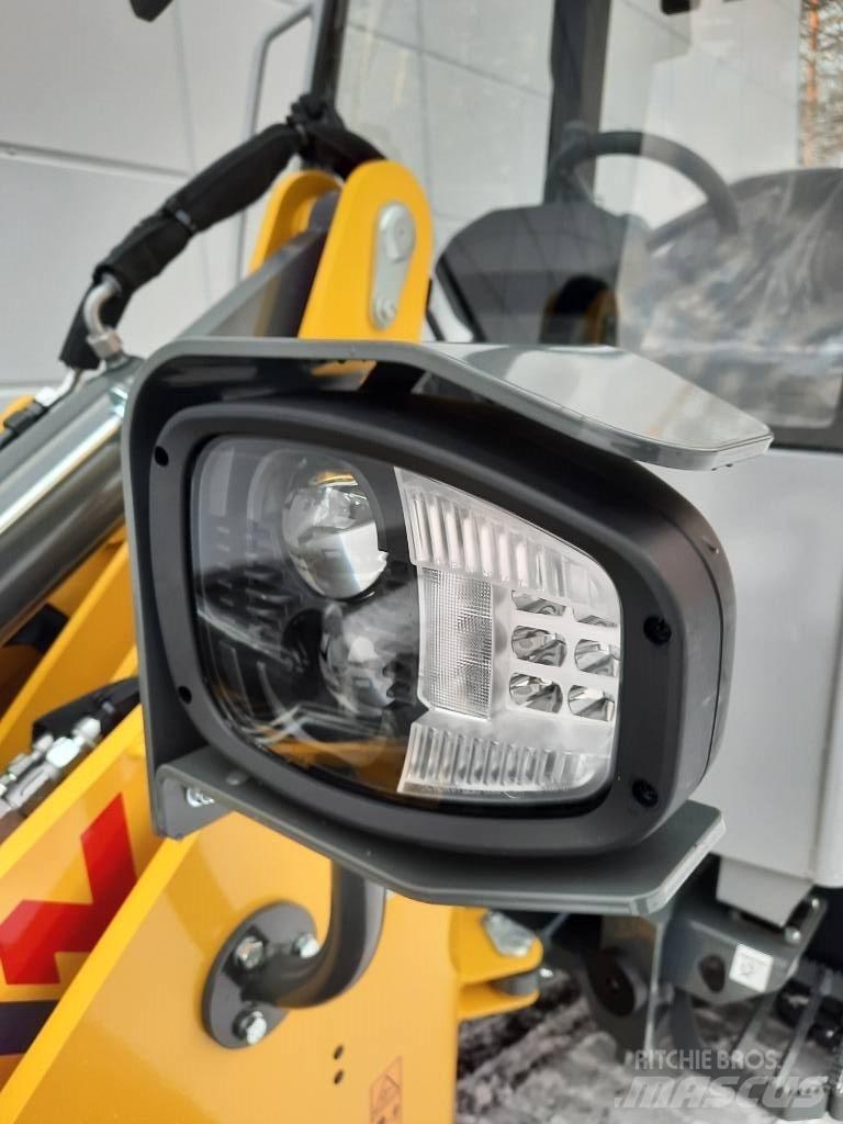 Wacker Neuson WL 28 Kolové nakladače