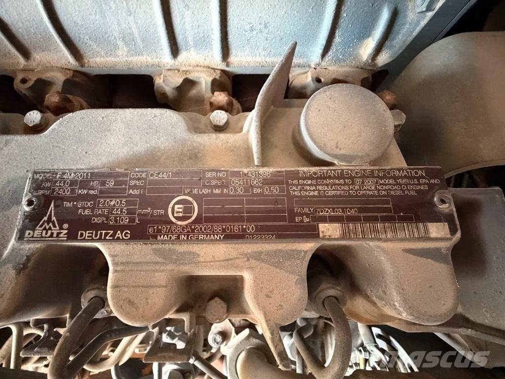 Terex TL 80 Kolové nakladače