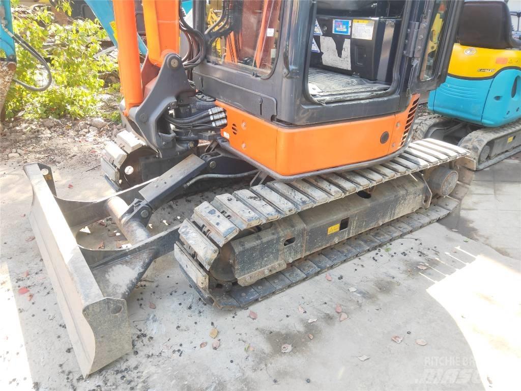Hitachi ZX 30 U Mini rýpadla < 7t